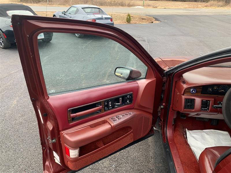 1992 Oldsmobile Custom Cruiser