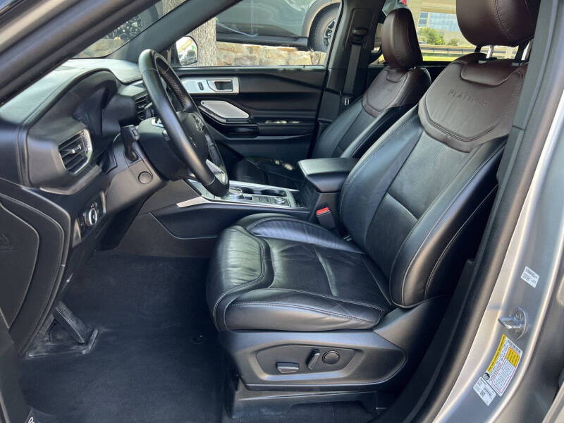 2023 Ford Explorer Platinum