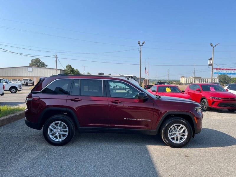 2025 Jeep Grand Cherokee Laredo X