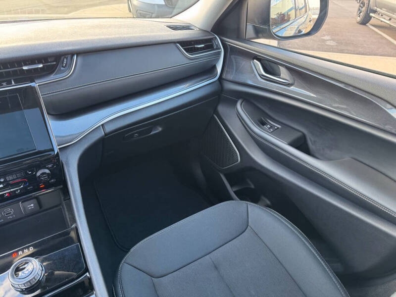 2021 Jeep Grand Cherokee L Altitude