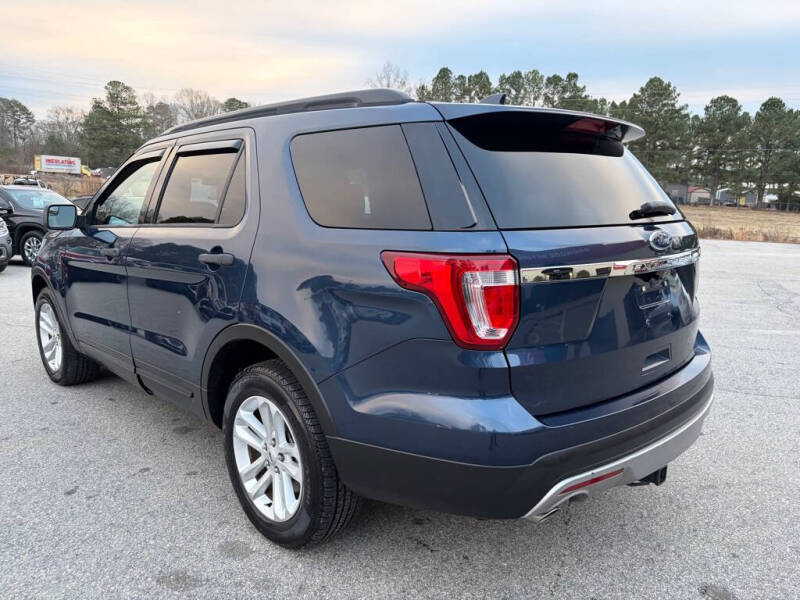 2016 Ford Explorer