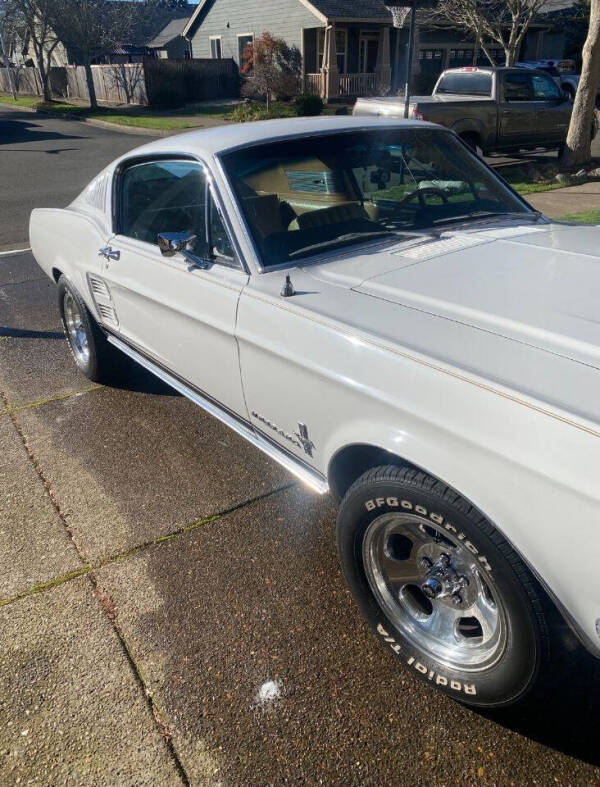1967 Ford Mustang Custom Fastback