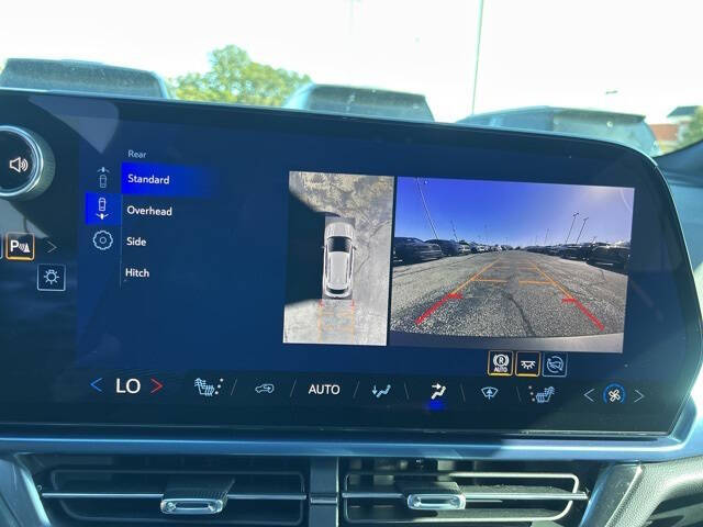 2026 Chevrolet Equinox EV LT 2