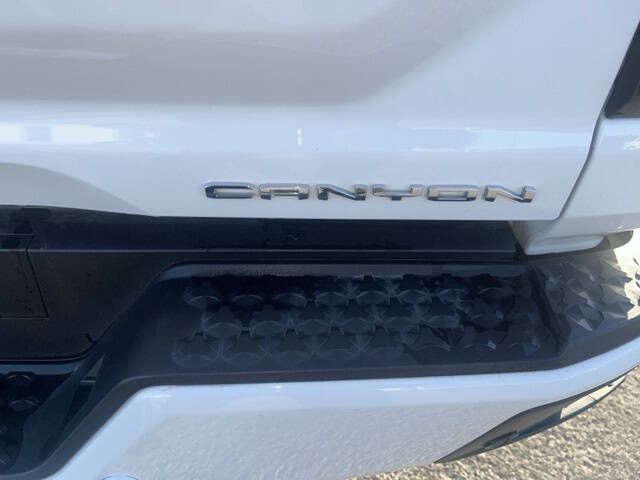 2023 GMC Canyon Denali