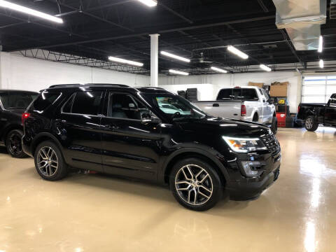 2017 Ford Explorer for sale at Fox Valley Motorworks in Lake In The Hills IL