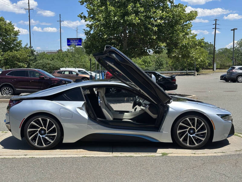 2016 BMW i8