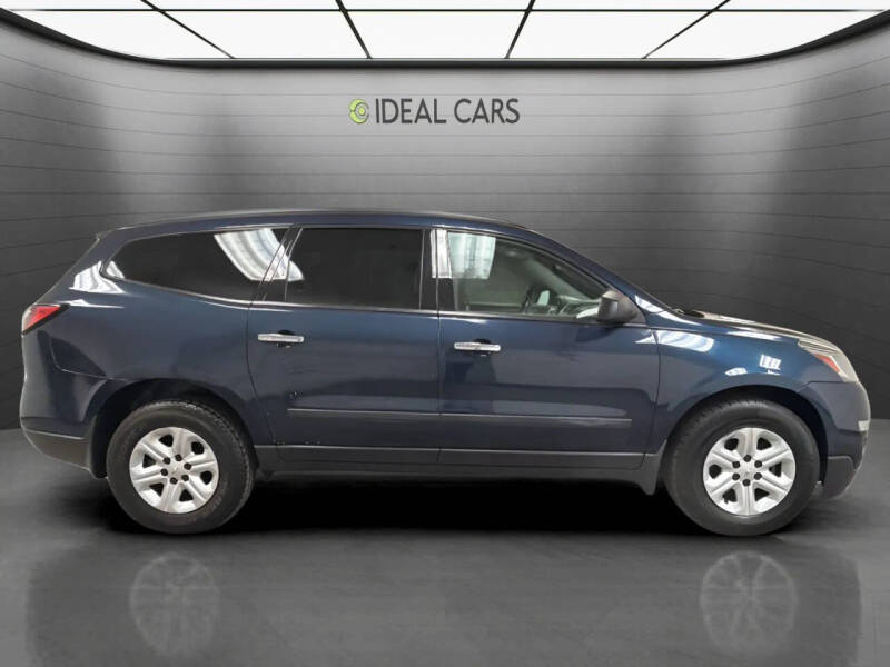 2015 Chevrolet Traverse LS
