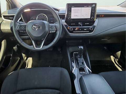 2022 Toyota Corolla Hatchback SE