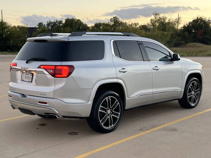 2019 GMC Acadia Denali