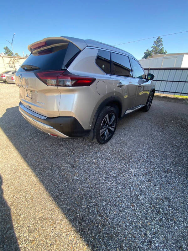 2021 Nissan Rogue Platinum