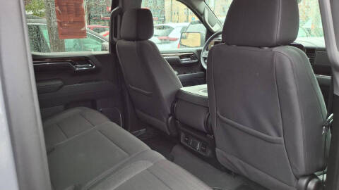 2024 GMC Sierra 1500 Elevation Standard