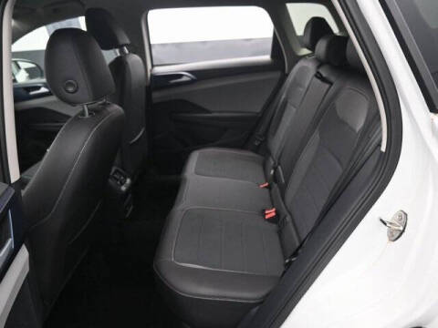 2024 Volkswagen Taos SE 4Motion