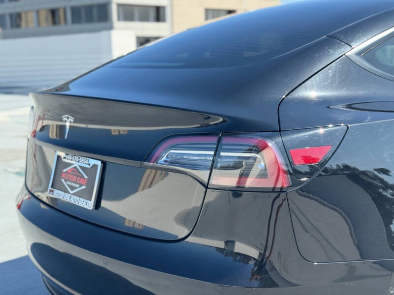 2021 Tesla Model 3 Standard Range Plus