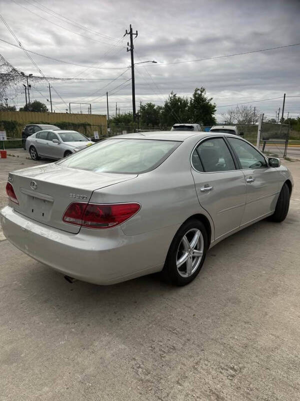 2005 Lexus ES 330