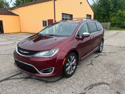 2018 Chrysler Pacifica Limited Photo