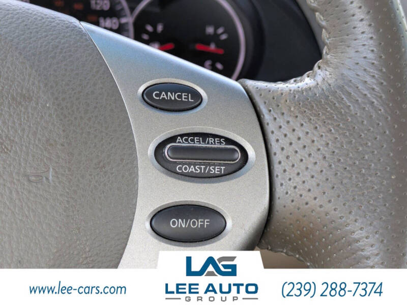 2011 Nissan Altima 3.5 SR