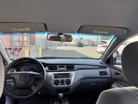 2004 Mitsubishi Lancer ES