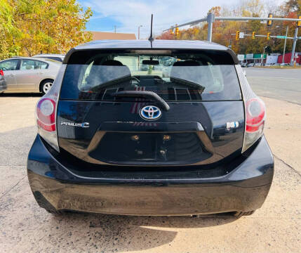 2013 Toyota Prius c