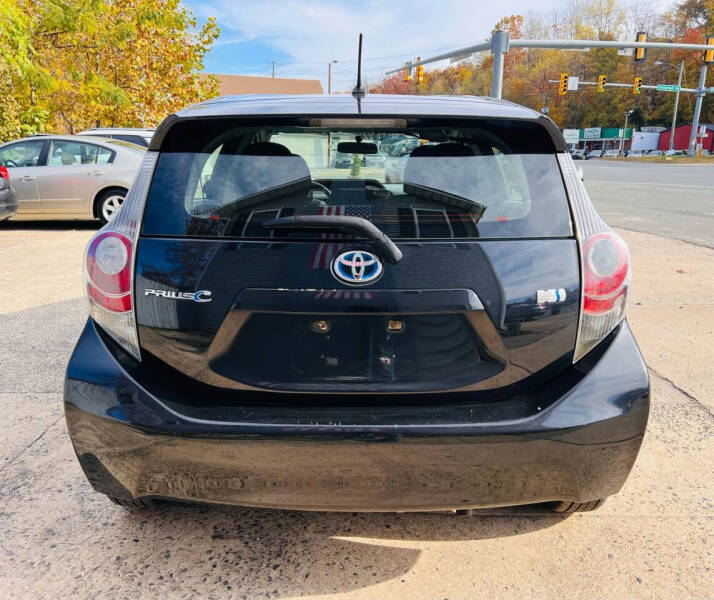 2013 Toyota Prius c