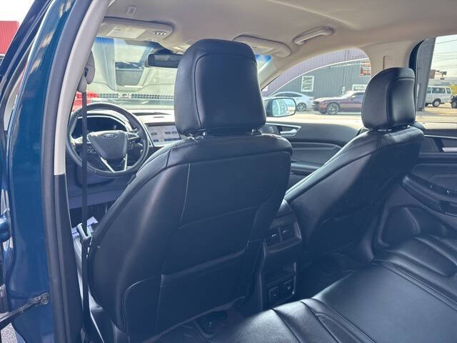 2020 Ford Edge Titanium