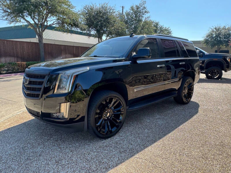 2018 Cadillac Escalade Luxury