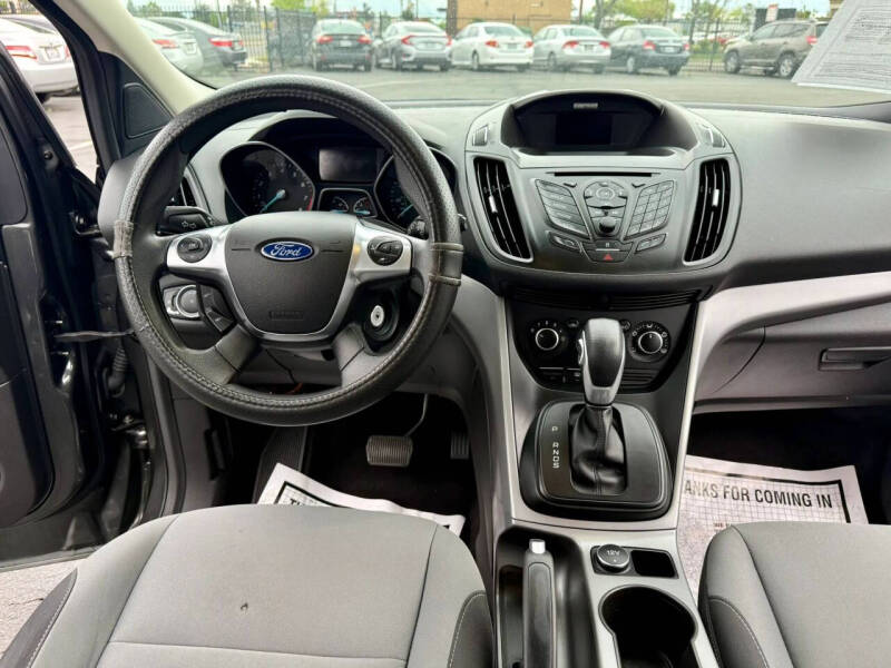 2015 Ford Escape SE