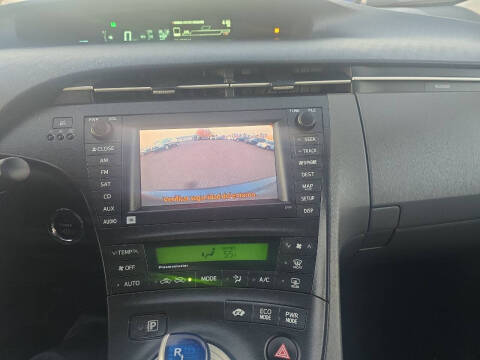 2010 Toyota Prius III