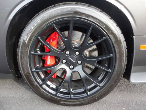 2015 Dodge Challenger SRT Hellcat