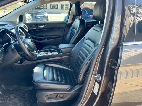 2020 Ford Edge SEL