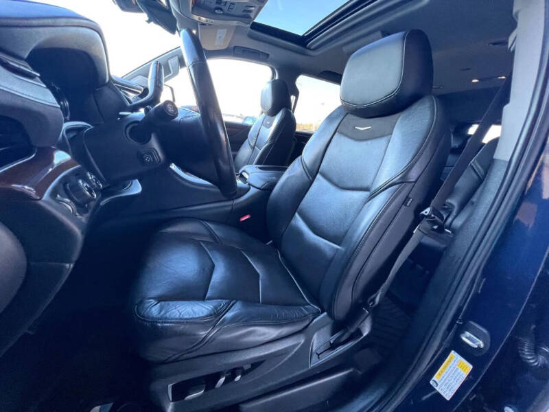 2020 Cadillac Escalade Luxury