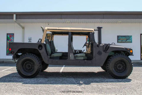 2014 AM General Hummer