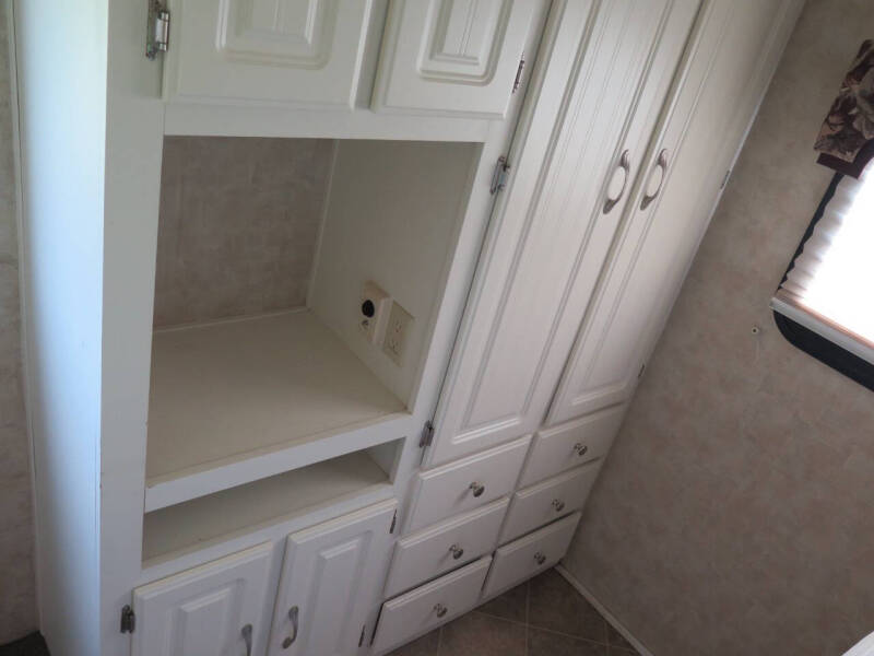 2006 Dutchmen RV Adirondack