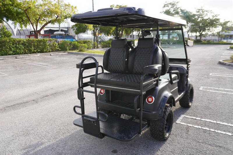 2022 Epic Carts E40L