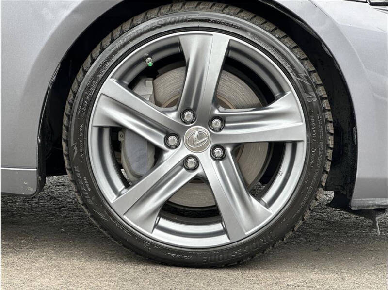 2017 Lexus IS 200t