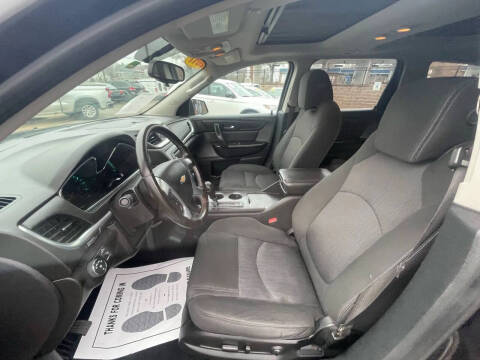 2017 Chevrolet Traverse LT