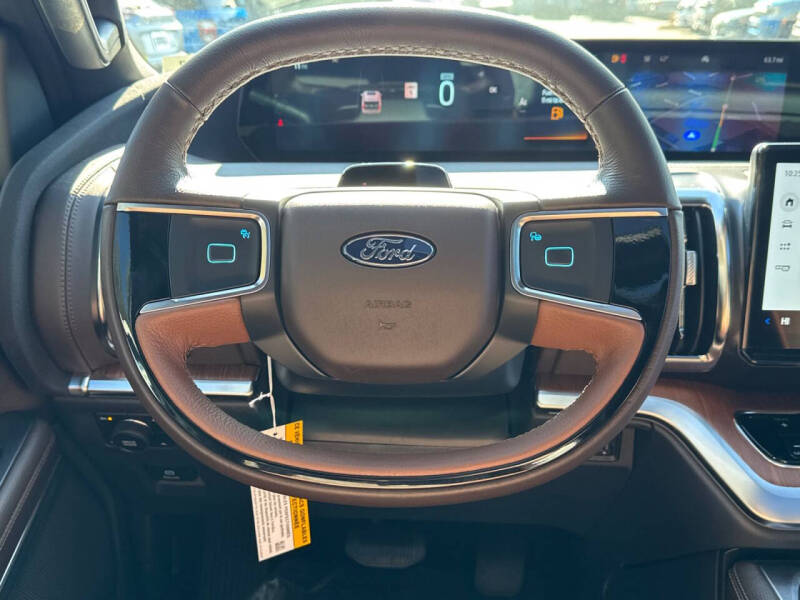 2025 Ford Expedition MAX King Ranch