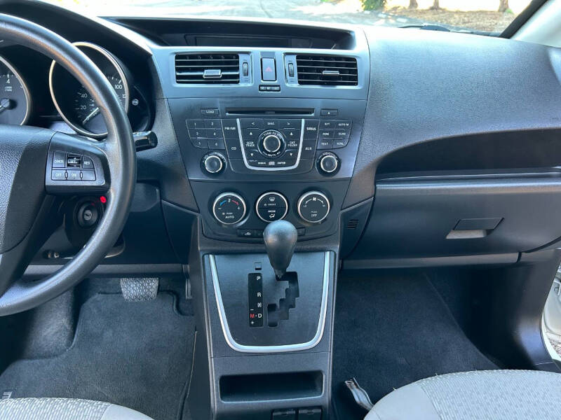 2012 Mazda MAZDA5 Sport