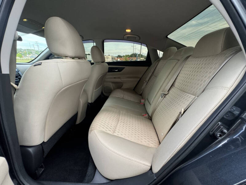 2017 Nissan Altima 2.5 SR