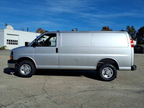 2025 Chevrolet Express 2500