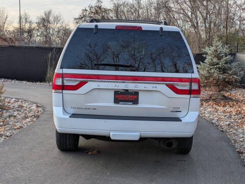 2016 Lincoln Navigator Select