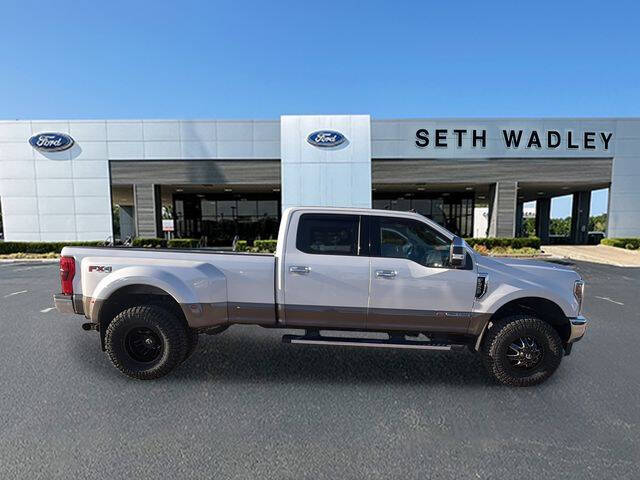 2019 Ford F-350 Super Duty Lariat