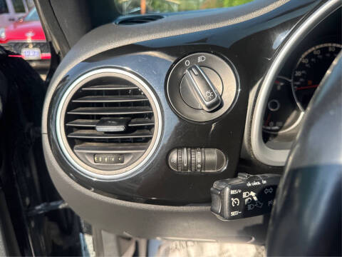 2013 Volkswagen Beetle