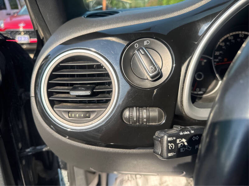 2013 Volkswagen Beetle