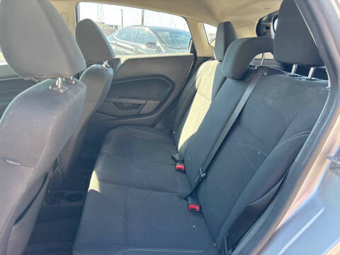 2015 Ford Fiesta SE
