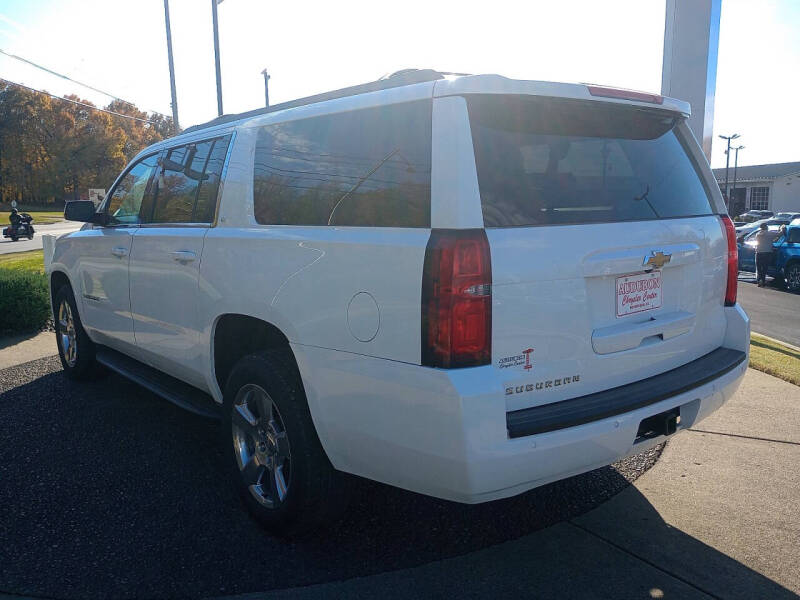 2017 Chevrolet Suburban LT