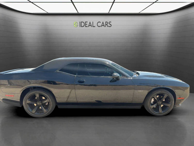 2017 Dodge Challenger R/T