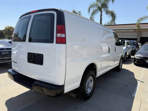2017 Chevrolet Express 2500