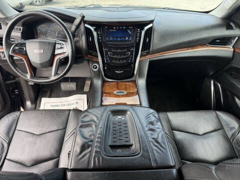 2015 Cadillac Escalade Luxury