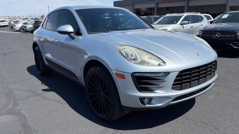 2016 Porsche Macan S