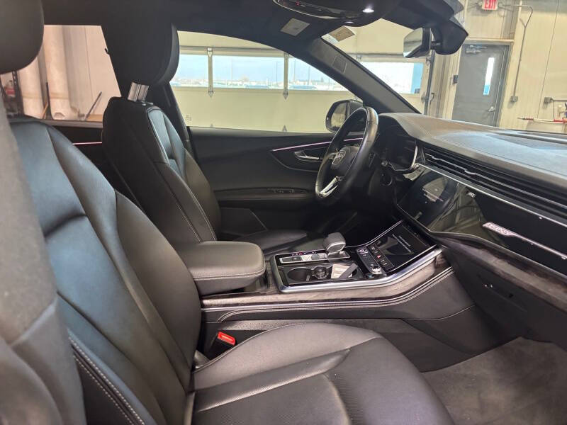 2023 Audi Q8 quattro Premium Plus 55 TFSI